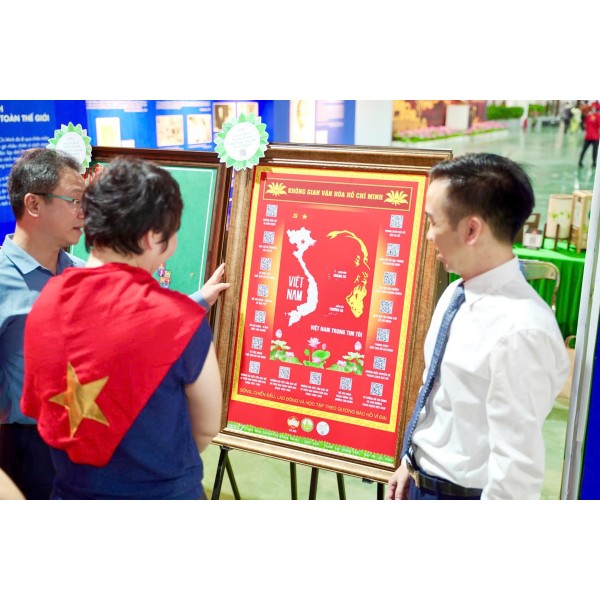 Lan tỏa giá trị Hồ Chí Minh bằng công nghệ xanh - Giải pháp kép cho văn hóa và môi trường