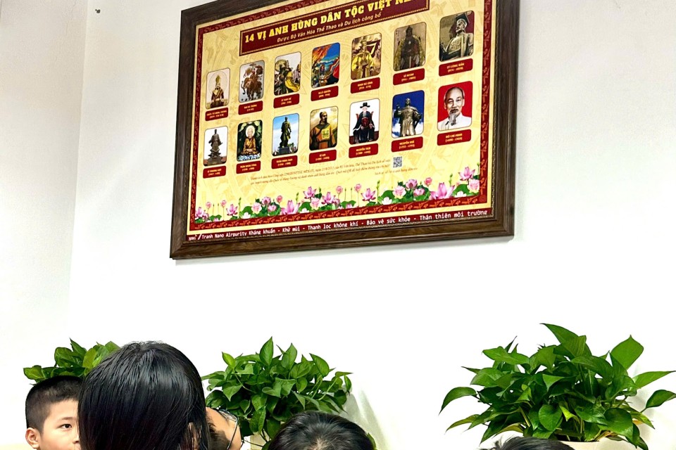 "Lớp học xanh" cùng tranh Nano Airpurity